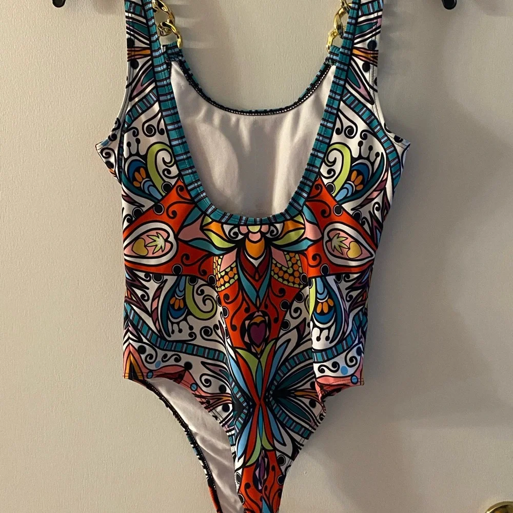 Colorful Chain Strap One Piece Swimsuit - Picture 2 of 16